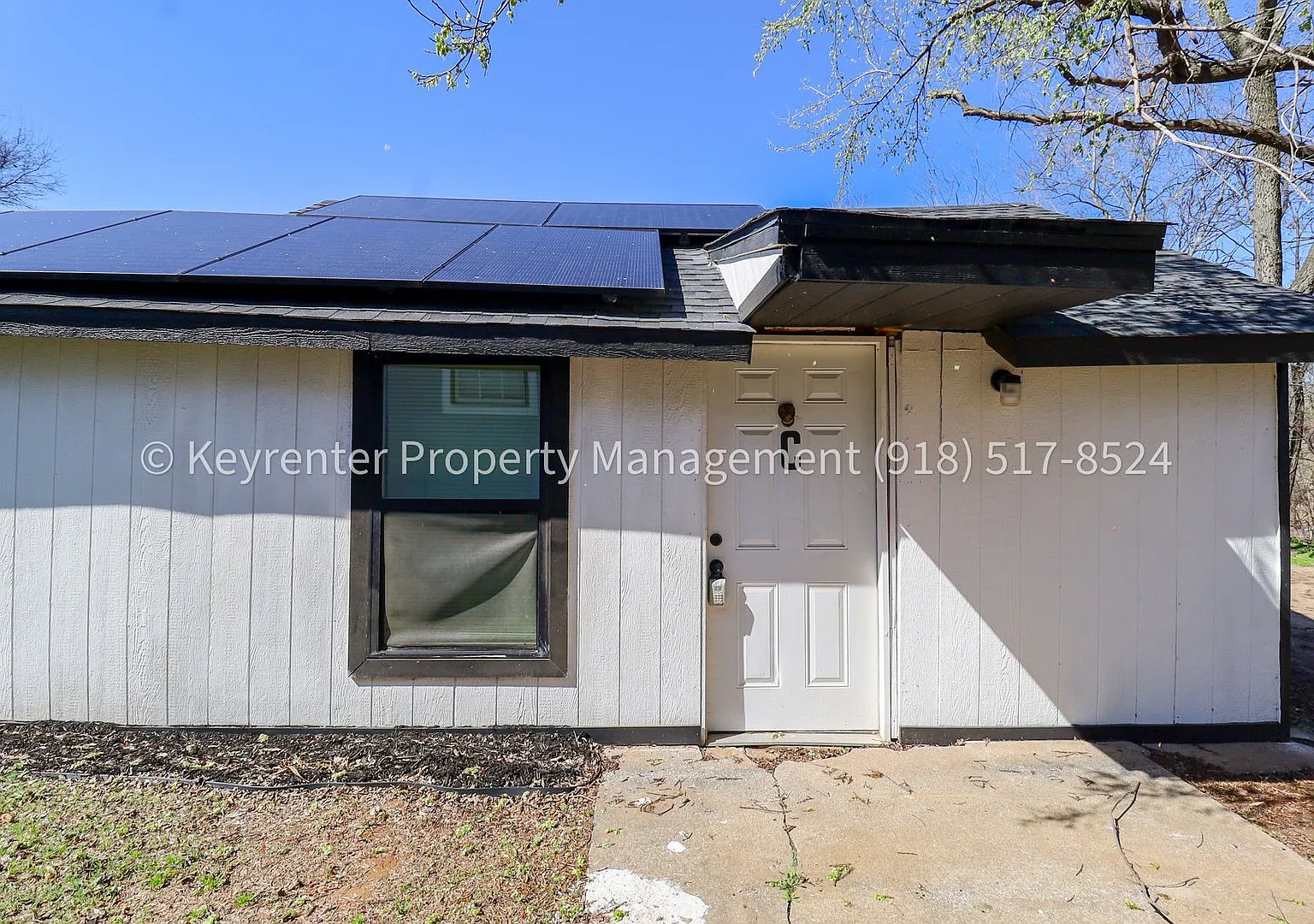 732 N Victor Ave — Photo 2