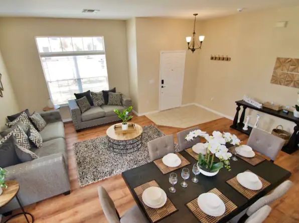 202 Cadiz Loop