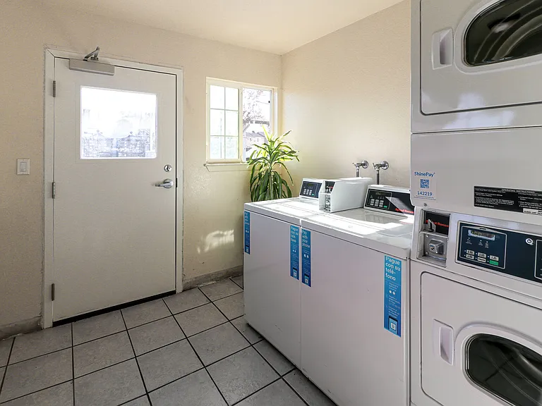 Briarwood Apartments — Photo 7