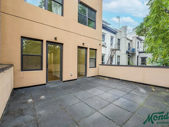 1094 Dean Street image 1 of 12