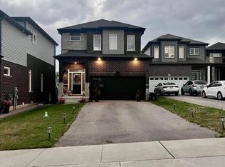925 Tartan Ct, Kitchener, ON N2R0N2