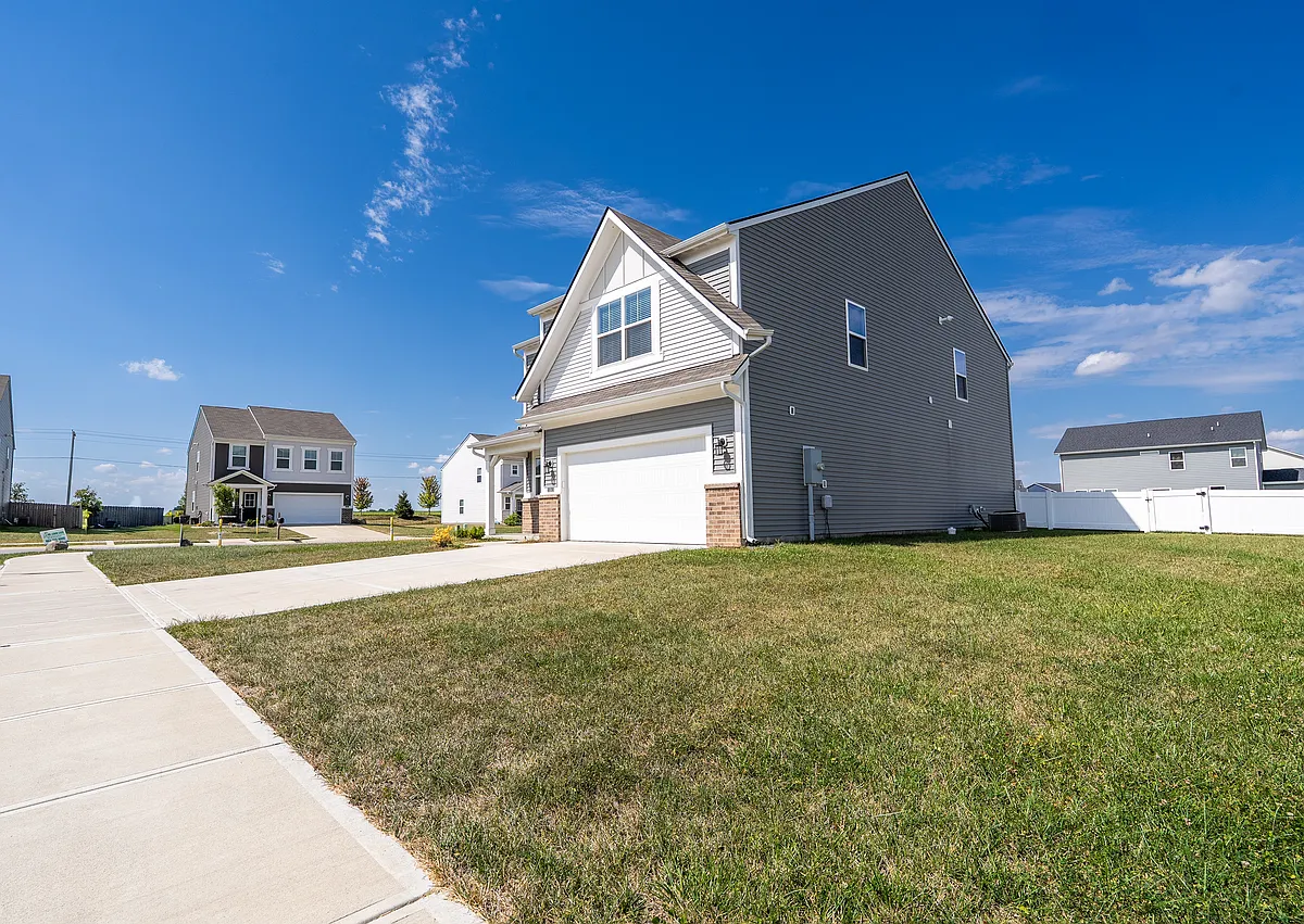 Building Photo - 76 Fernleaf Dr