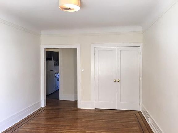 3rd image of 959 Powell St #7