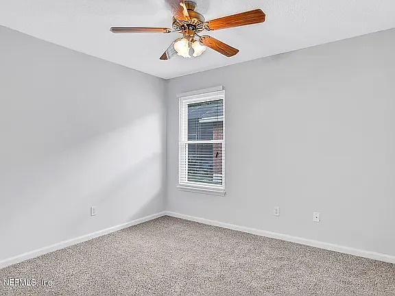 353 Maplewood Dr — Photo 23