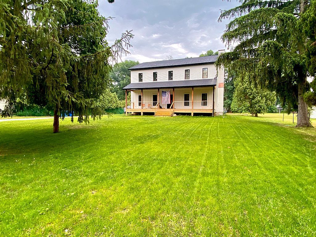 403 W Alice St, Kouts, IN 46347 Zillow