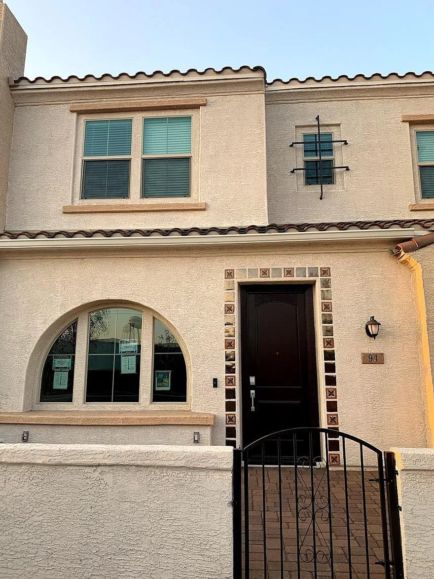 Building Photo - 4077 S Sabrina Dr #94