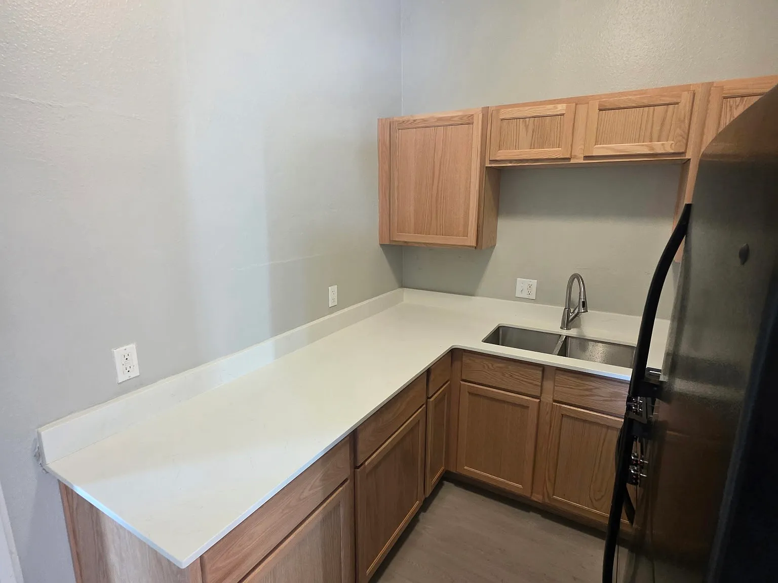 2 bed, 800 sqft, $1,550 — Photo 3