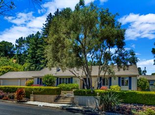 100 Fernwood Dr, Moraga, CA 94556