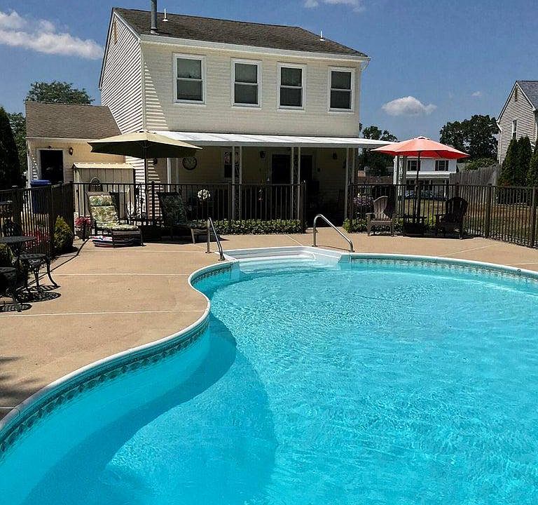 1st image of 1053 Irving Pl