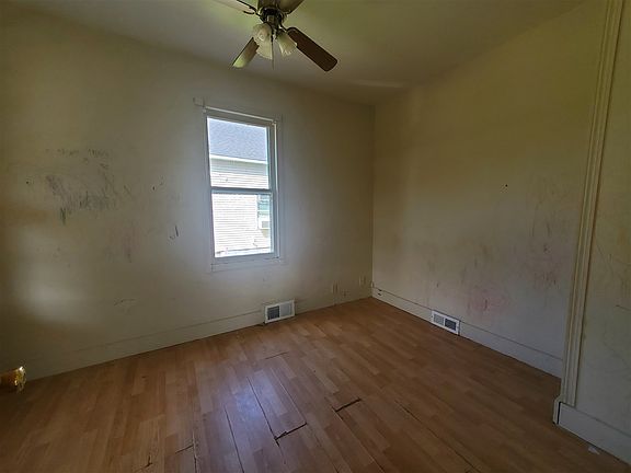 4th image of 503 N Vine Ave