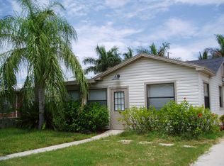 15455 1st St E, Madeira Beach, FL 33708