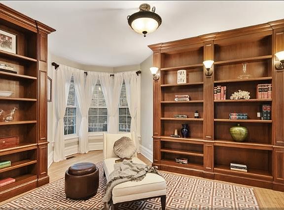 3rd image of 4714 N Damen Ave #1