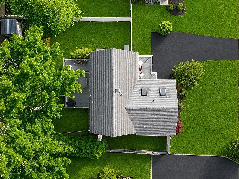 1st image of 52 Brilner Drive