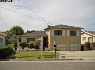 9317 Murillo Ave, Oakland, CA 94605