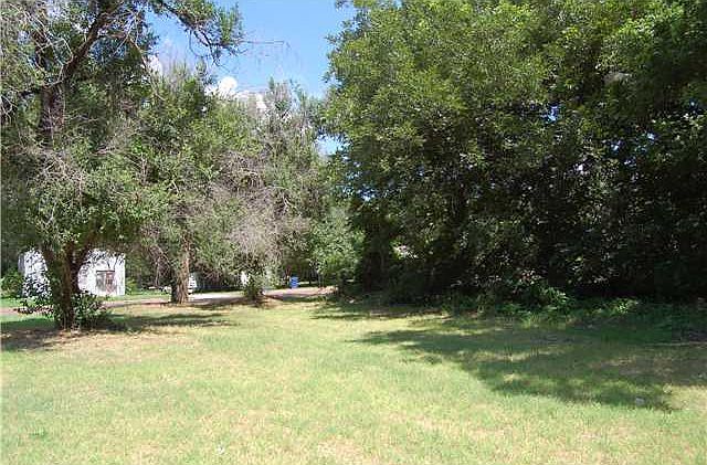 2nd image of 424 S 2nd St Lot 13