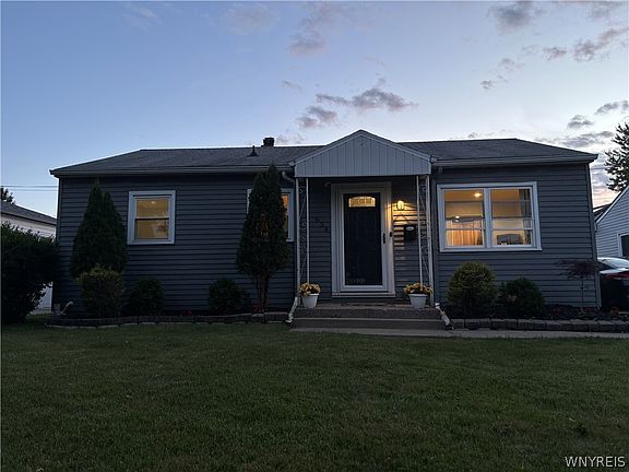 2nd image of 634 Loretta St