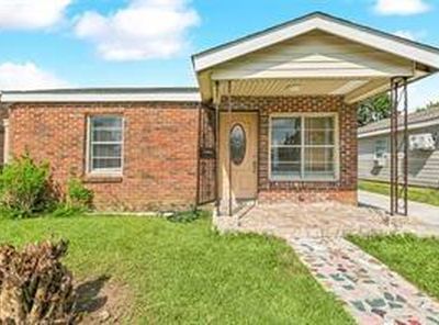 1828 Plaza Dr, Marrero, LA, 70072