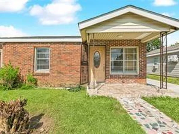 1828 Plaza Dr, Marrero, LA 70072