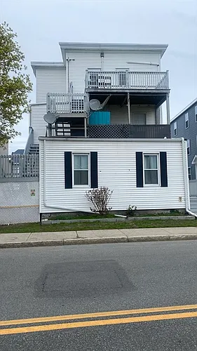 271 Shirley St #4 Photo 1