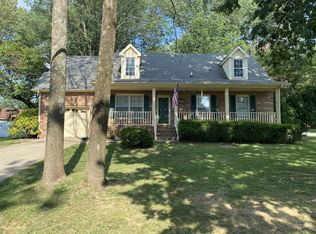 100 Deepwood Ct, Clarksville, TN 37042