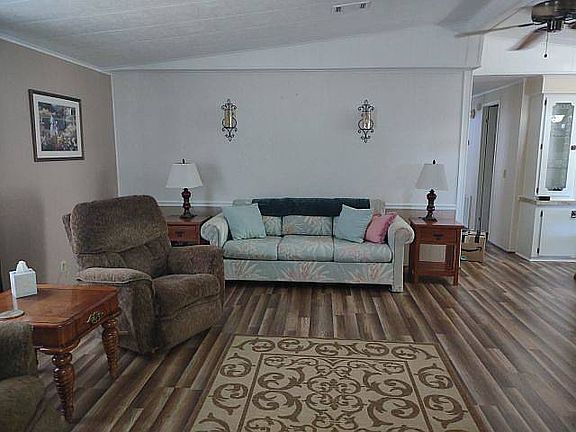 3rd image of 4459 Sailboat Ave #205