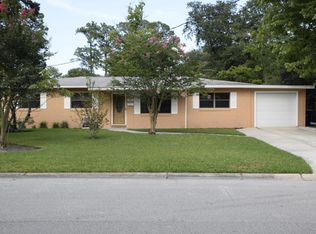 7911 Praver Dr W, Jacksonville, FL 32217