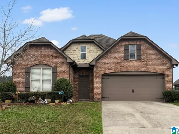 1306 Sierra Ct, Gardendale, AL 35071