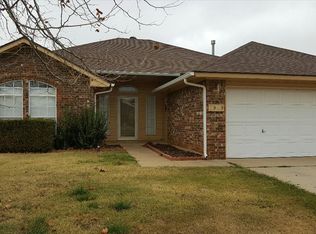 2909 SE 95th St, Moore, OK 73160