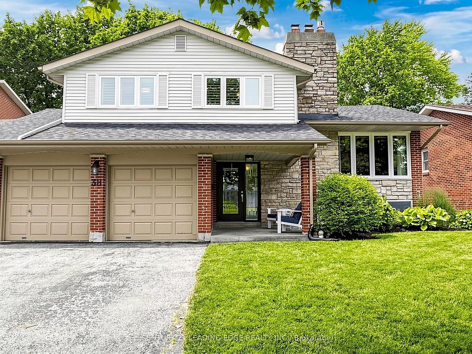 1st image of 38 Sheldonbury Cres