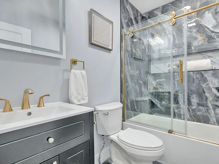 413 Ingraham St NW — Photo 23