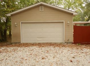 5268 E Deer Dr, Terre Haute, IN 47802