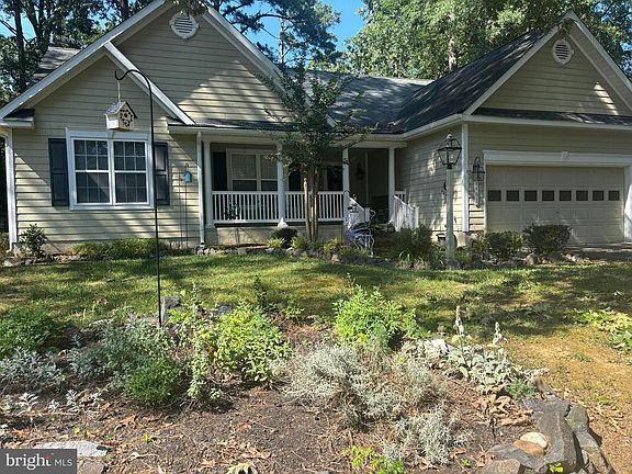 2nd image of 14610 Honeysuckle Way