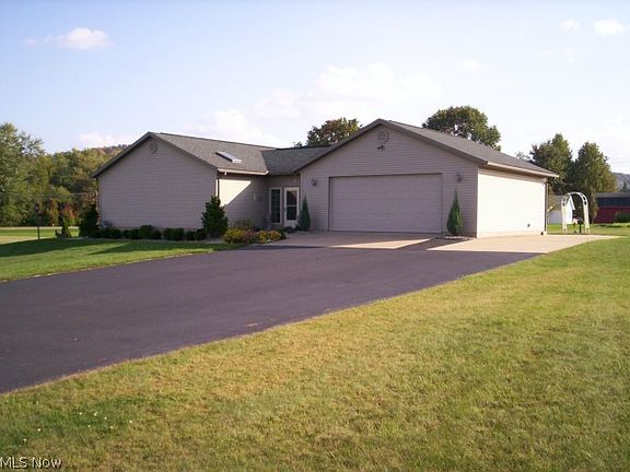 4th image of 1770 Wild Cherry Ln