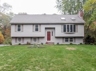 111 County St, Lakeville, MA 02347