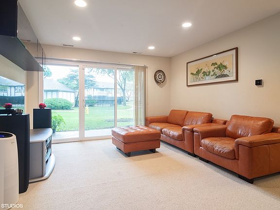 2nd image of 1312 Cromwell Ct