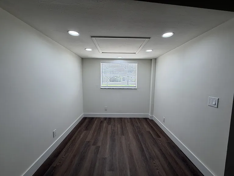 110 NE Monroe Cir N #1 — Photo 7