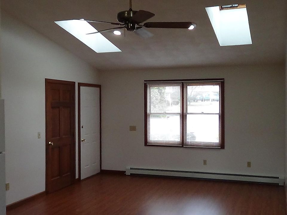 1st image of 123 Jacksonia Dr