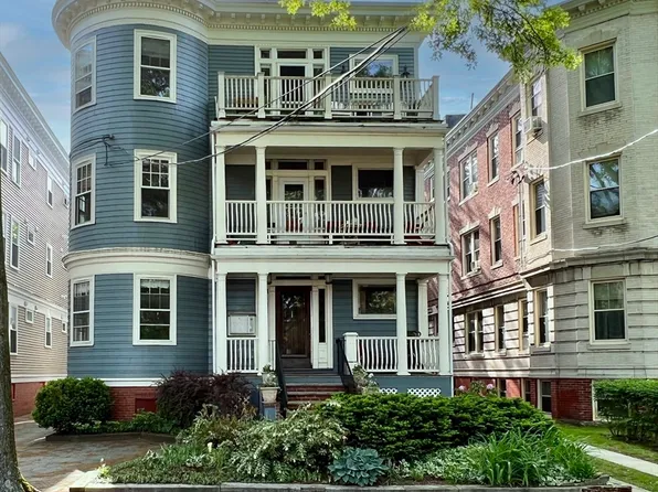 85 Trowbridge St #1, Cambridge, MA 02138