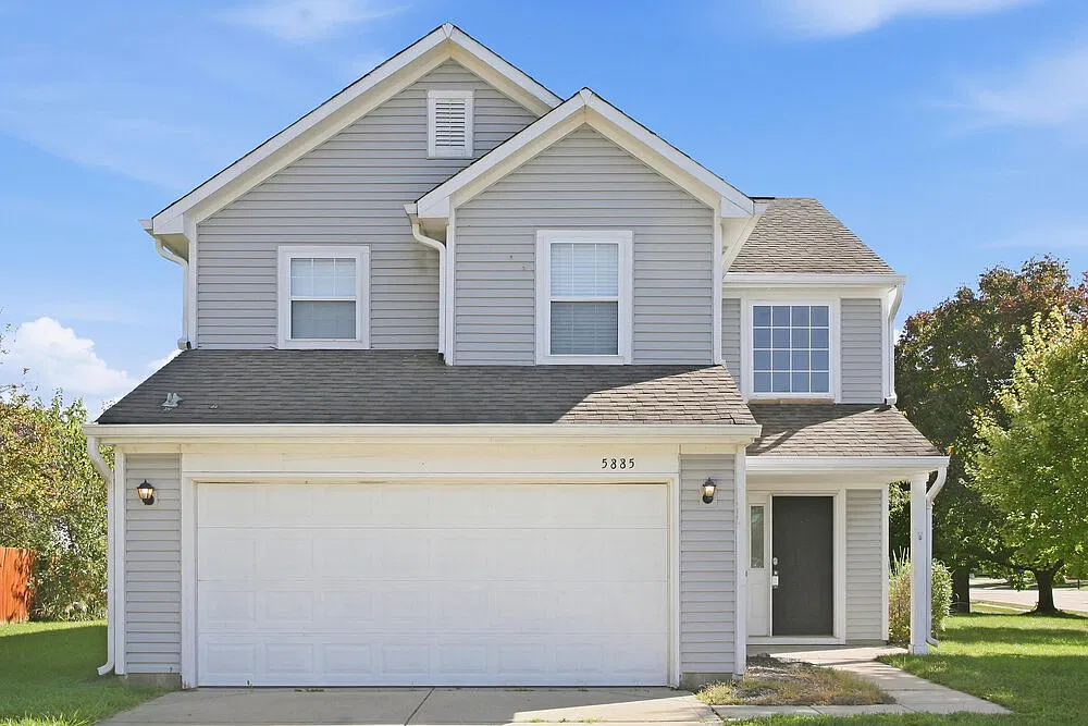 3 bed, 2.5 bath, 1634 sqft, $2,090 — Photo 1