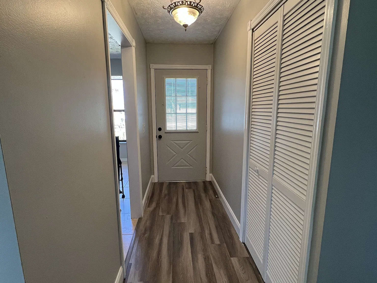1656 Norman lane — Photo 3