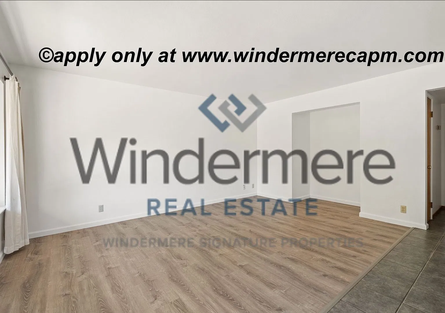 Vintage Charm Meets Modern Comfort 1 Bedroom Duplex in East Tahoe Park! — Photo 3