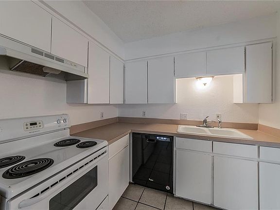 3rd image of 8834 Township Ct