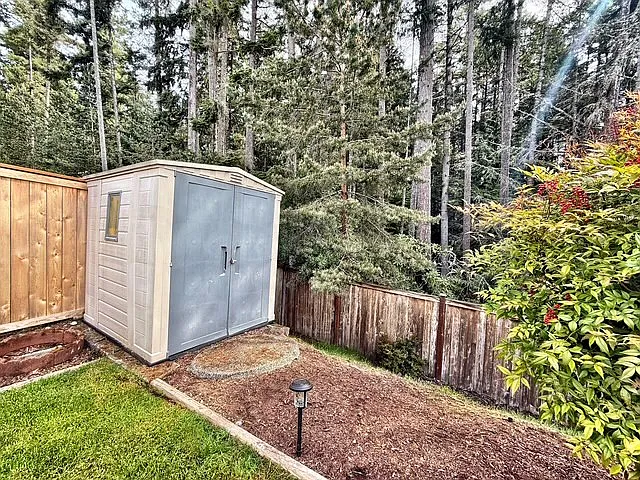 21302 Brevik Pl NW — Photo 40