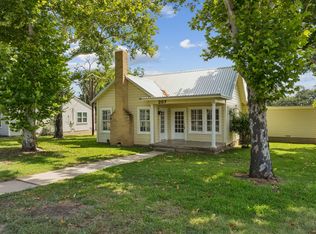 207 S Porter St, Lampasas, TX 76550