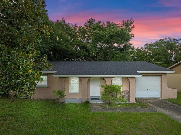 2843 Grove Dr, Sanford, FL 32773