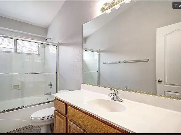 12715 W Cambridge Ave — Photo 6