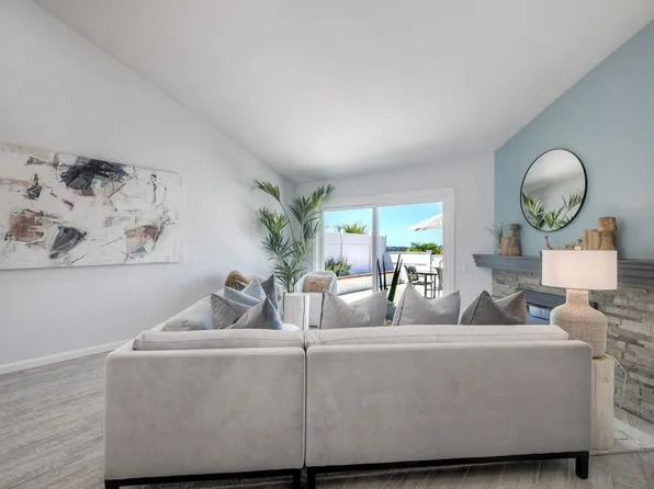 7593 Dehesa Ct, Carlsbad, CA 92009