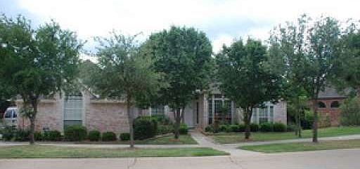 1st image of 3102 Hillside Dr