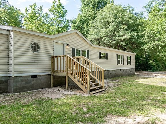 2nd image of 2605 Pine Ct