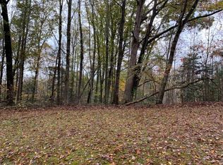 37 Laurel Lake Resort Rd, Corbin, KY 40701